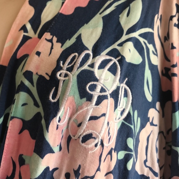 Marleylilly Monogramed Floral Lace Robe - Picture 5 of 8